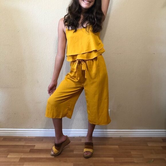 One Clothing Ruffle Sleeveless Crop Jumpsuit - Picture 6 of 12